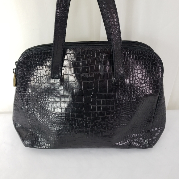 Furla black leather reptile alligator texture purse - Picture 2 of 11